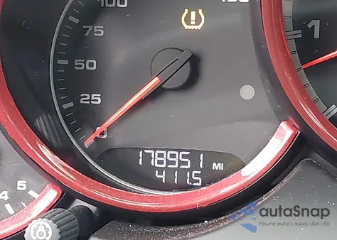 2013 Porsche Cayenne Turbo z USA, uszkodzony, nr VIN WP1AC2A22DLA91556